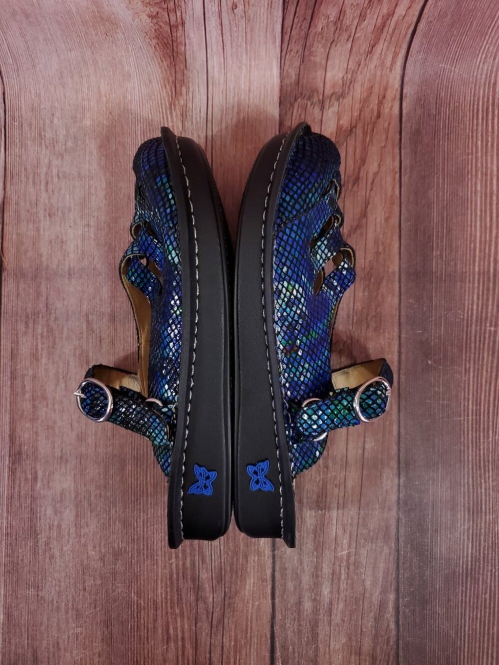 *READ* Alegria Freesia Clogs Mules Womens US 9 EU 39 Iridescent Blue FRE-388 - Picture 10 of 15